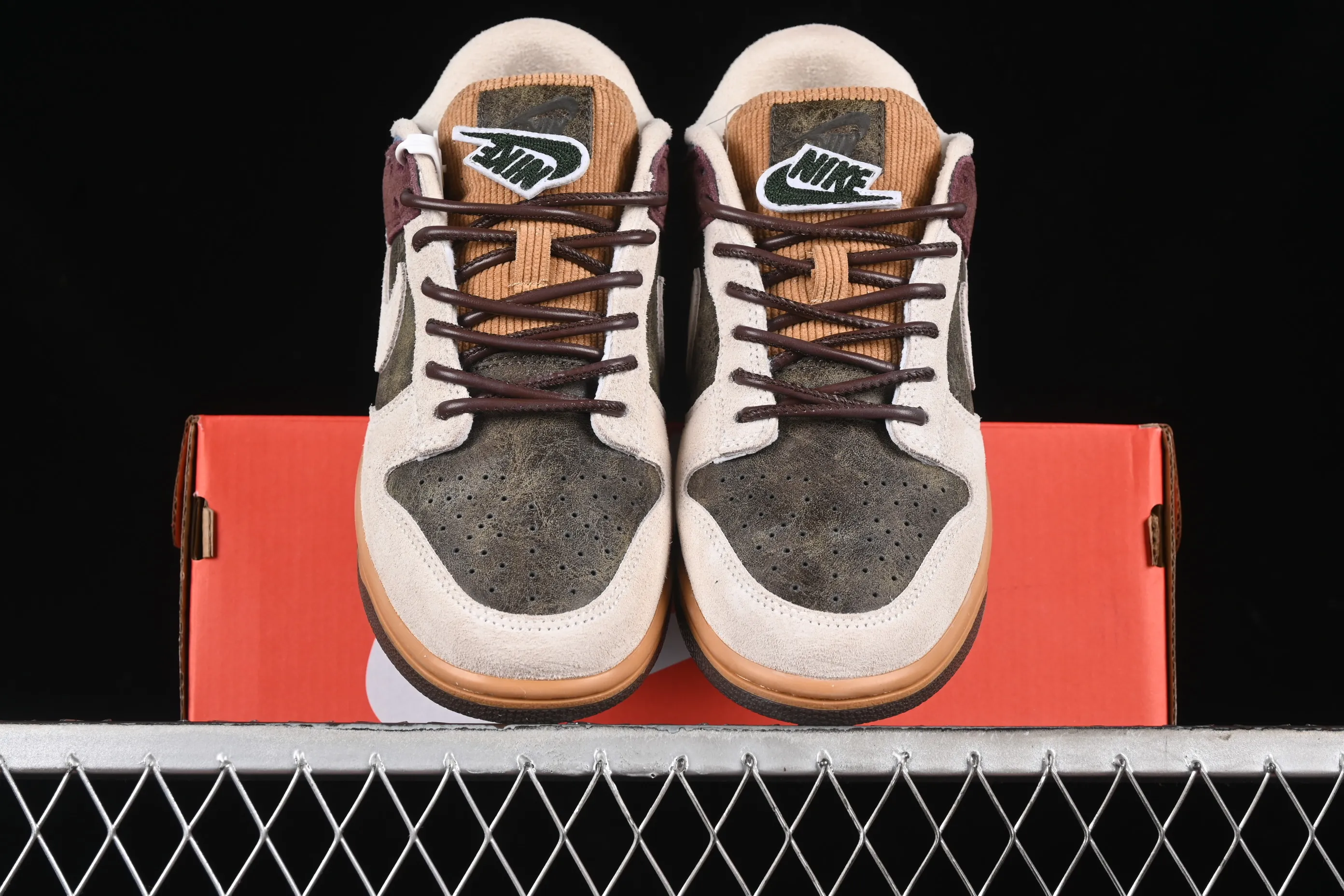 All categories Nk SB Dunk series Nk SB Dunk Low low-top sneakers Nk Dunk Low "Love & Peace" Autumn and winter retro brown low-top casual sneakers HQ3459-212